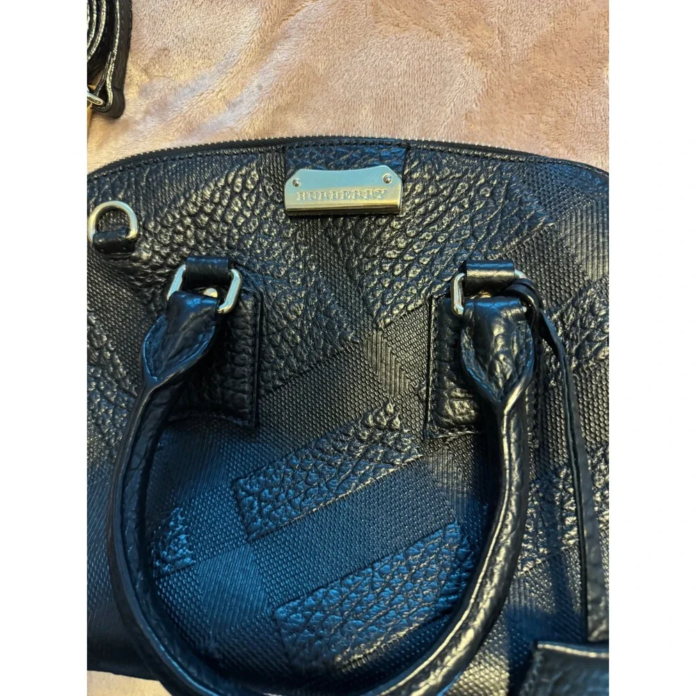 Elegant Burberry Black Embossed Check Grain Leather Satchel Crossbody Bag